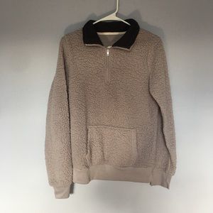 Fluffy Gray Half Zip Up Size M